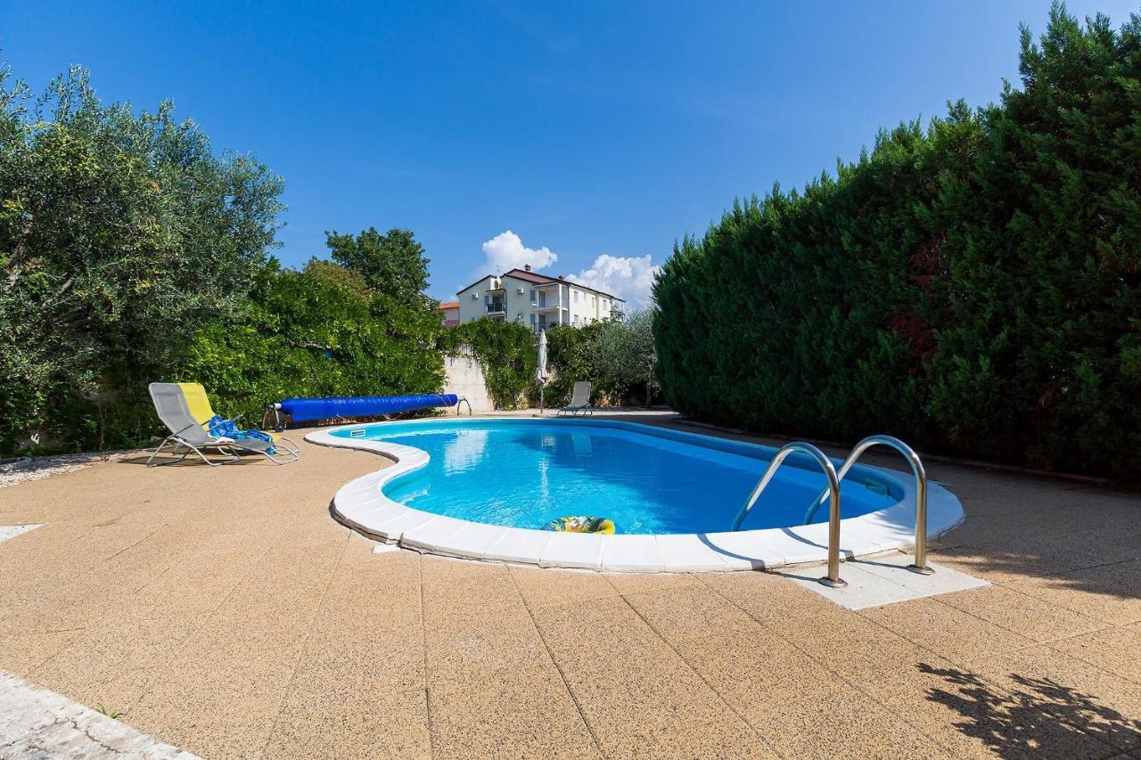 Apartments With A Swimming Pool Novigrad - 7078 Extérieur photo