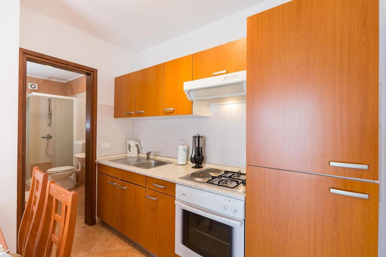 Apartments With A Swimming Pool Novigrad - 7078 Extérieur photo