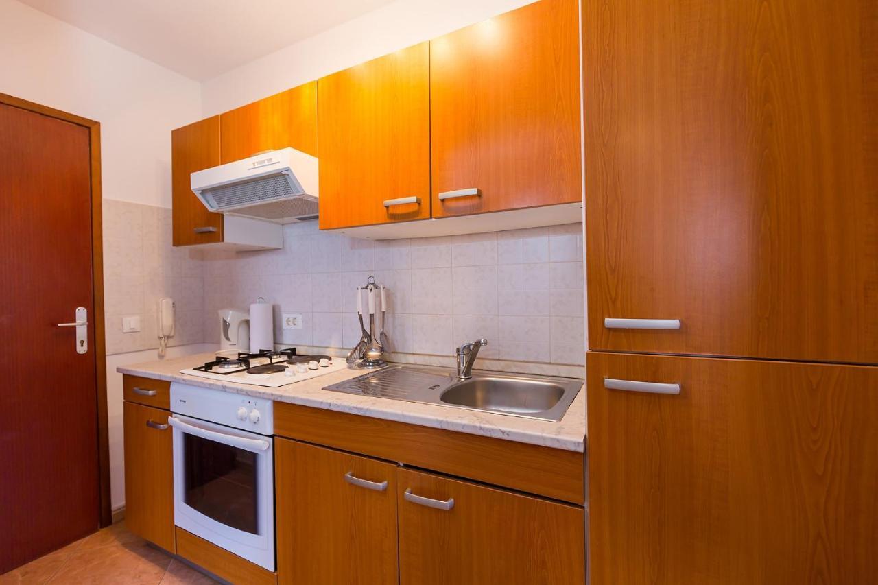 Apartments With A Swimming Pool Novigrad - 7078 Extérieur photo